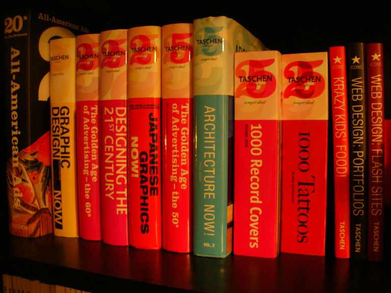 Taschen pre sale