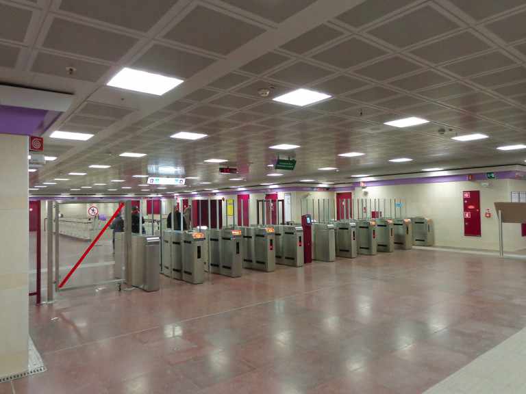 tornelli metro atm milano copertina