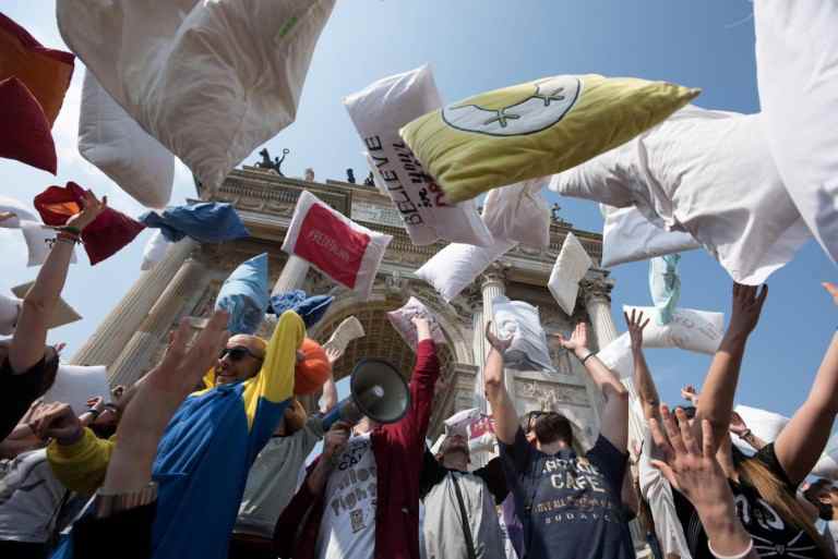 PILLOW FIGHT Day: arriva la 7° Edizione della Battaglia dei Cuscini in pigiama