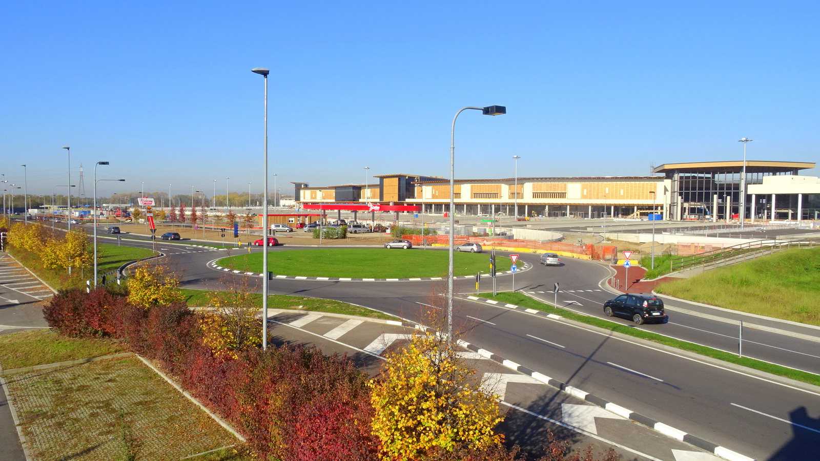 arese shopping center 