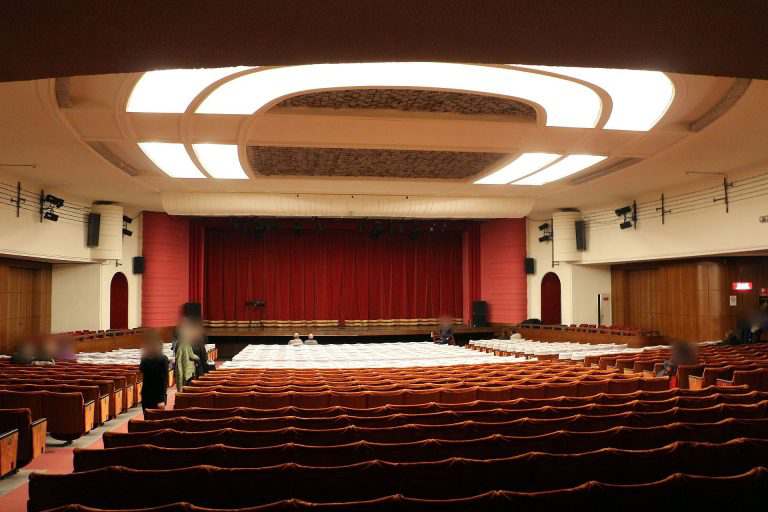 Milano teatro nuovo sala 01