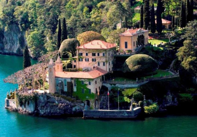 COMO 