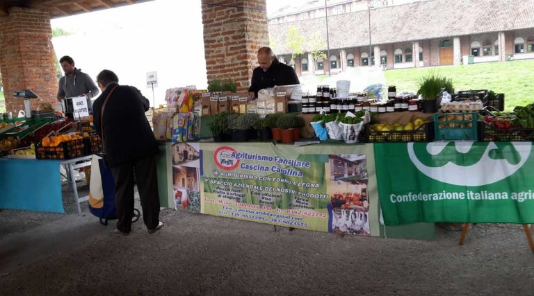 PER CORTI E CASCINE 