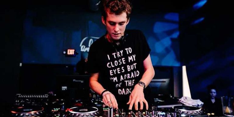 LOST FREQUENCIES 