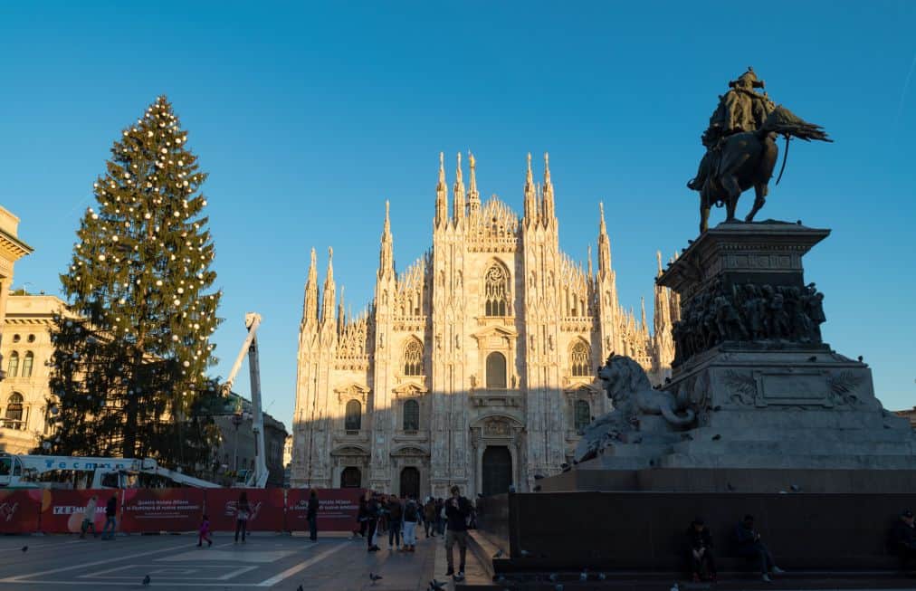 Albero di Natale Sky Piazza Duomo  compressed