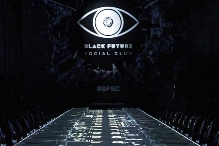 BLACK MIRROR 