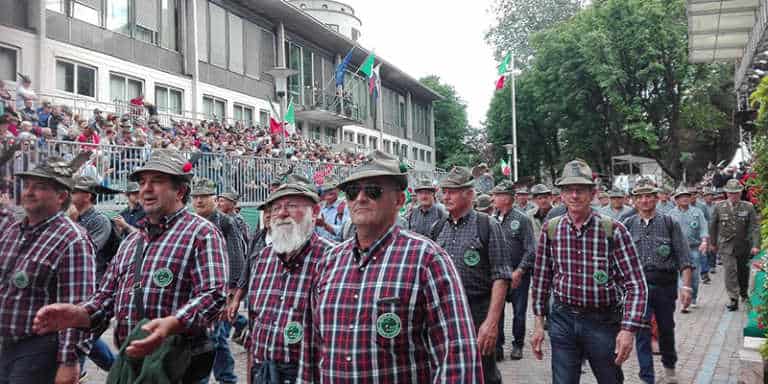 ADUNATA DEGLI ALPINI