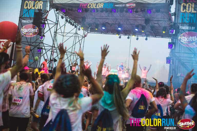 COLOR RUN 2019