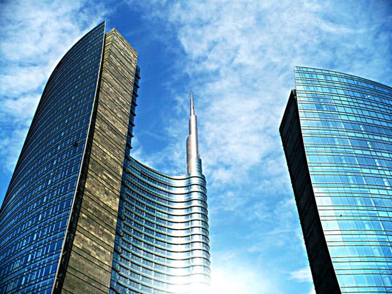 UNICREDIT TOWER