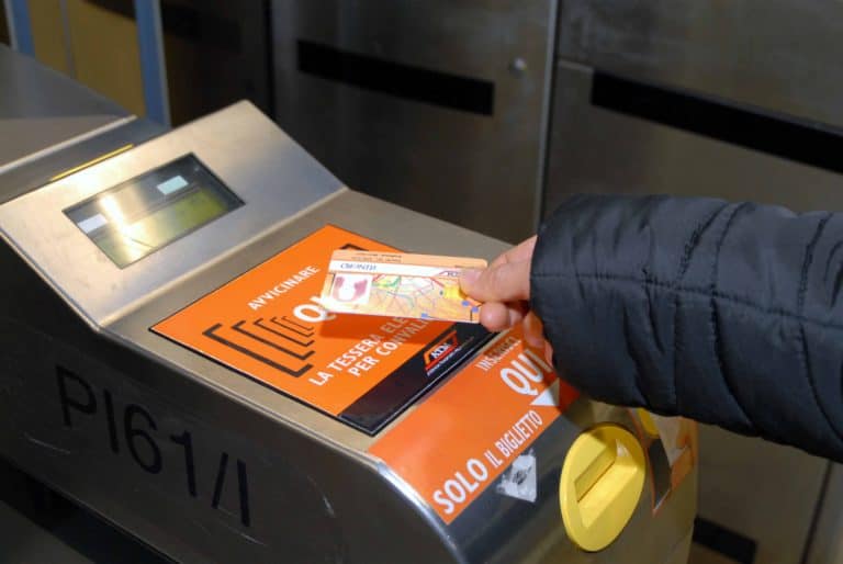 TRASPORTO PUBBLICO