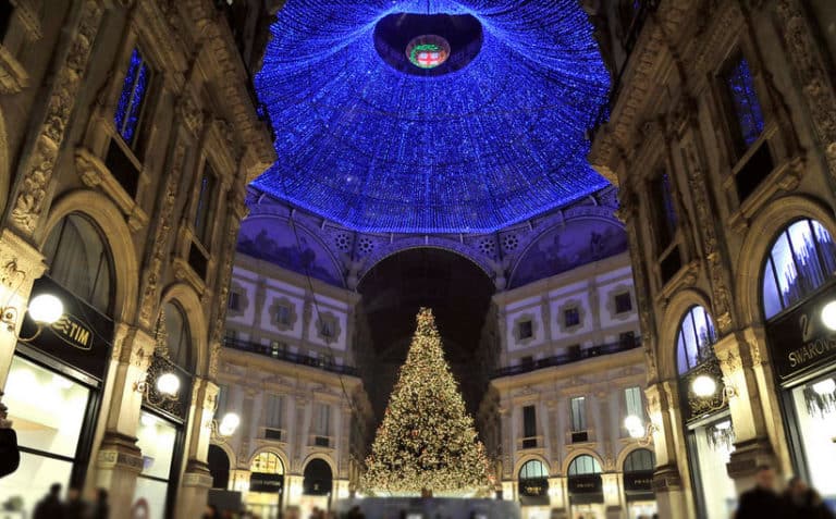 ALBERO DI NATALE IN GALLERIA
