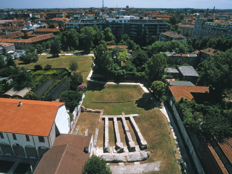 ANFITEATRO ROMANO