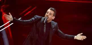 1580949751864.jpg francesco gabbani  le vibrazioni e piero pelu in testa alla classifica di sanremo