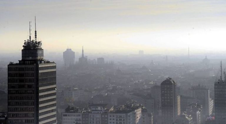 4982976 1732 smog milano 20