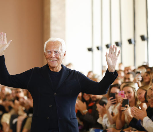 Addio a Giorgio Armani: il mito dell’eleganza se ne va a 91 anni