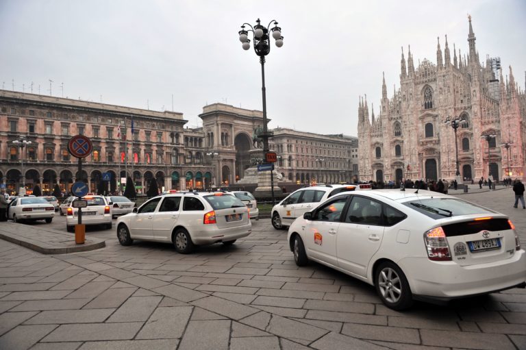 taxi gratis milano scaled