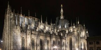 duomo illuminato