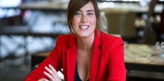 la deputata maria elena boschi propone di introdurre un bonus di 500 euro per le famiglie italiane che verranno in vacanza in italia 2433149
