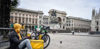 rider comune ditribuisce masherine