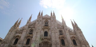 riapre Duomo di Milano