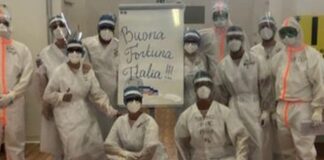 specialisti militari russi lasciano bergamo medici