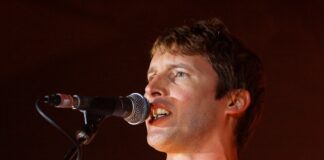 Photo   Festival de Cornouaille 2011   James Blunt en concert le 19 juillet   027 scaled