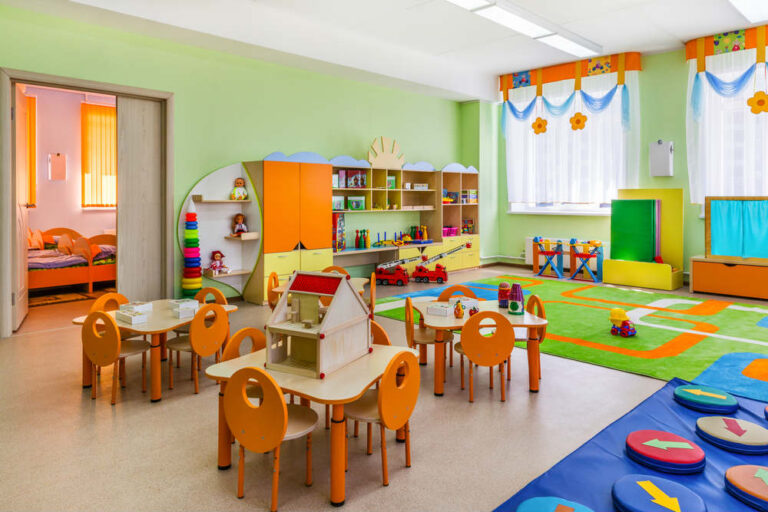 maltrattamenti asilo bambini maestre