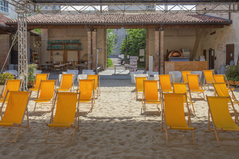 mare culturale urbano riparte con la spiaggia