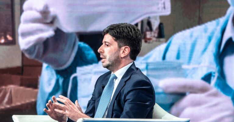 ministro speranza vaccino