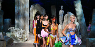 Versace SS21 Fianle 4 l 1