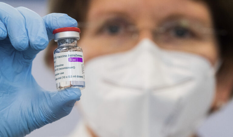 astrazeneca vaccino nuovo nome