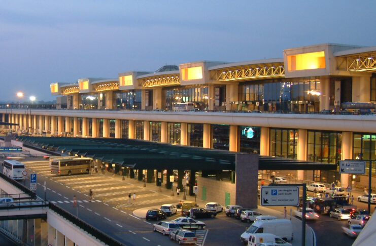 A Linate e Malpensa ora puoi portare più liquidi nel bagaglio a mano: via libera fino a 2 litri