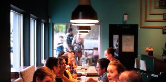 restaurant 690975 1920 1