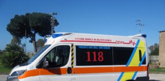 ambulance 4904559 1920