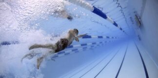 swimmers 79592 1920