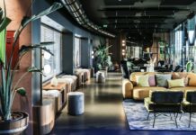 Milano aumenta la tassa di soggiorno: fino a 10€ a notte negli hotel di lusso Milano aumenta la tassa di soggiorno: fino a 10€ a notte negli hotel di lusso