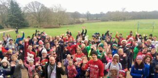 xmas jumper run walk