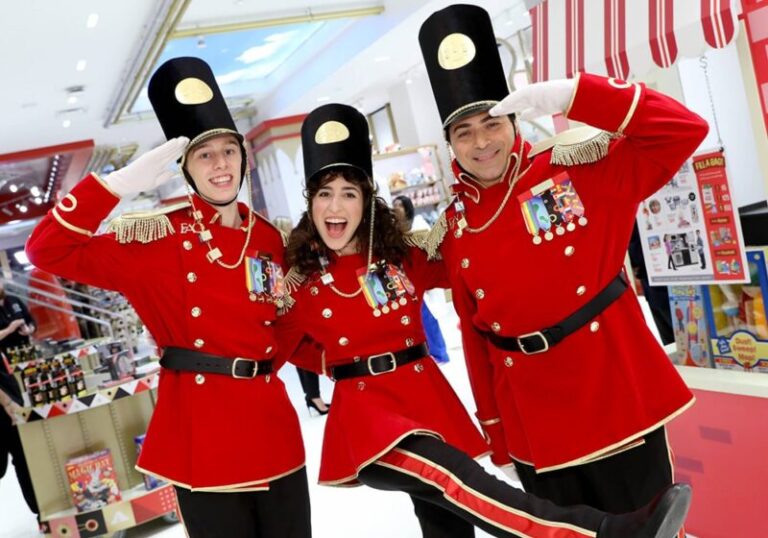 Fao Schwarz: 4 appuntamenti in maschera da non perdere