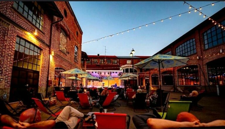 Fabbrica del Vapore aperitivo milano