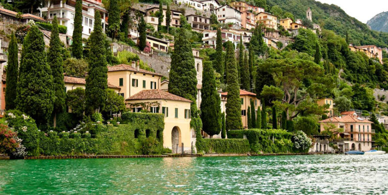 Villa Fogazzaro 833x420 1