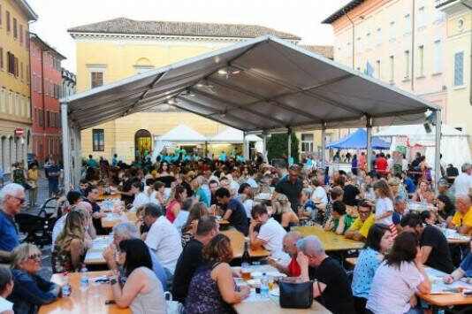 f1 0 estate 2022 ritorna manifestazione di piazza per valorizzare tortello cremasco