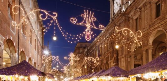 Mercatino di Natale milano in Piazza Duomo