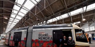 tram dedicato al Giorno della Memoria