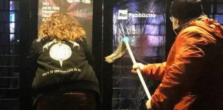 Blitz degli ambientalisti alla sede RAI