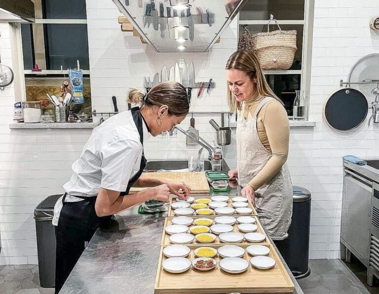 Ha aperto a Milano June Collective: un bistrot dalla proposta gastronomica semplice