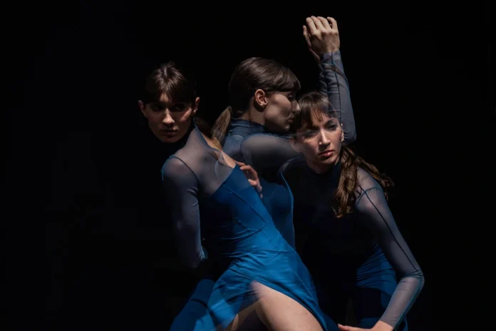 spettacolo di danza contemporanea a Milano