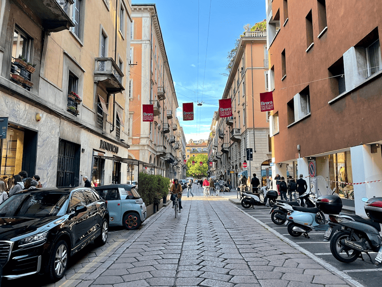 Dal Comune 400.000 euro per sostenere attività nei distretti urbani del commercio