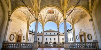 Palazzo Arese Borromeo