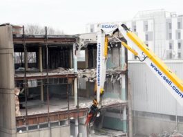 demolizione dell'istituto Paolo Frisi