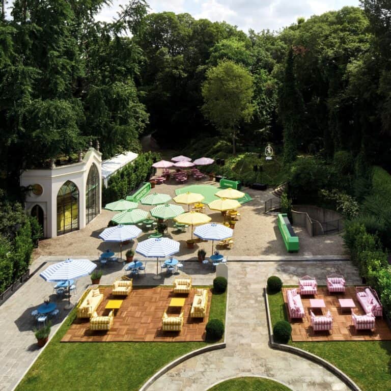 Carlo Cracco inaugura un caffè da sogno nel Giardino Storico di Milano